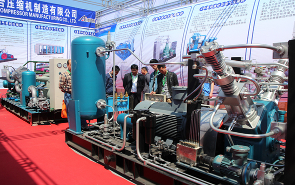 聯(lián)合一直在努力-2014國際天然氣汽車、加氣站設(shè)備展會